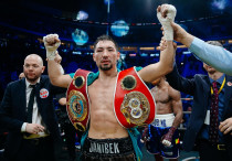 ©instagram.com/janibek_alimkhanuly