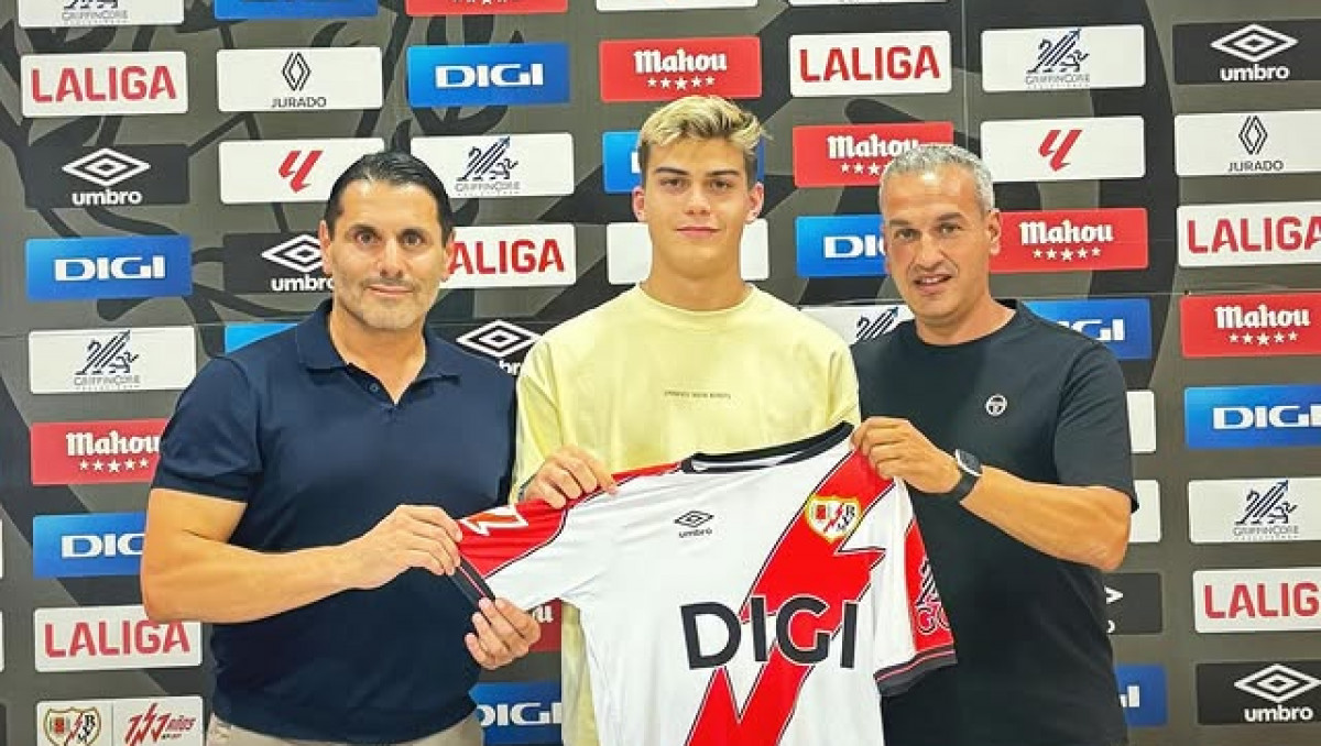 Объявлен трансфер казахстанского форварда в испанский клуб