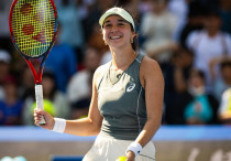 Ева Лис после победы над Еленой Рыбакиной. Фото: WTA/Jimmie48©