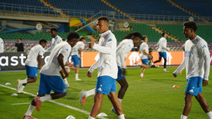 Килиан Мбаппе на стадионе в Алматы. Фото: Vesti.kz©