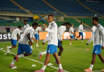 Килиан Мбаппе на стадионе в Алматы. Фото: Vesti.kz©