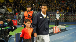 Килиан Мбаппе перед матчем "Кайрат" - "Реал". ©Vesti.kz/Болат Айтмолда