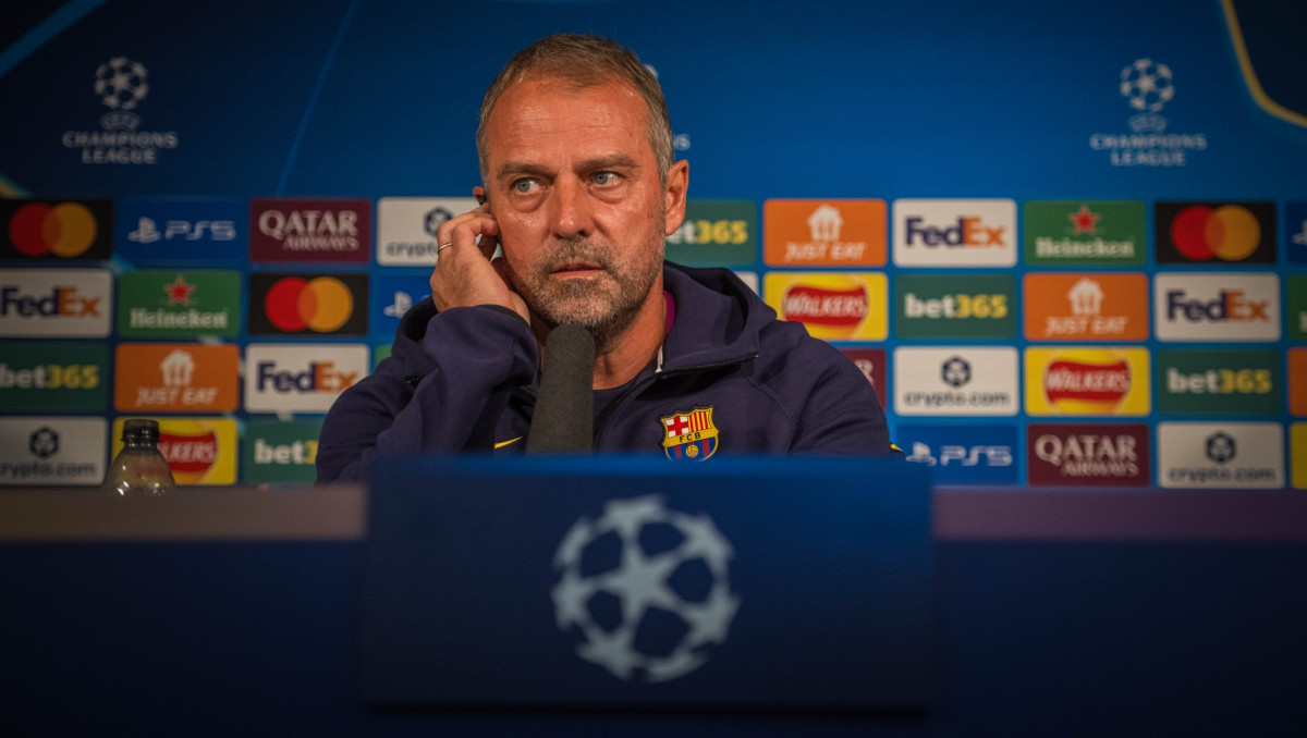 Флик назвал фатальную ошибку "Барсы" и позавидовал "Реалу"