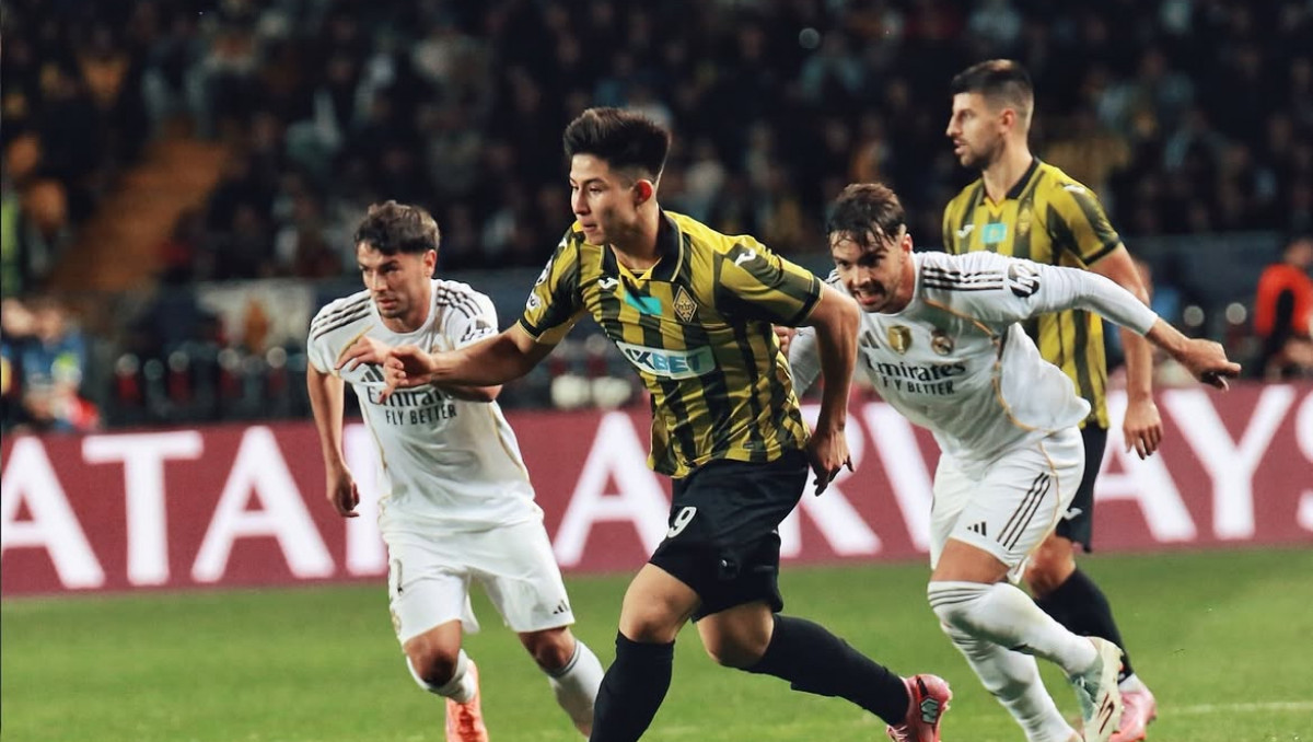 "Кайрат" принял решение по Дастану Сатпаеву после матча с "Реалом"