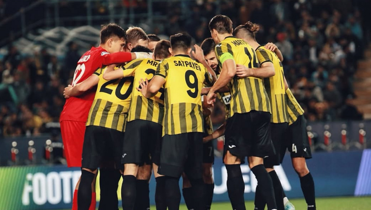 "Кайрат" забил 4 гола за тайм и отобрал лидерство у "Астаны" в КПЛ