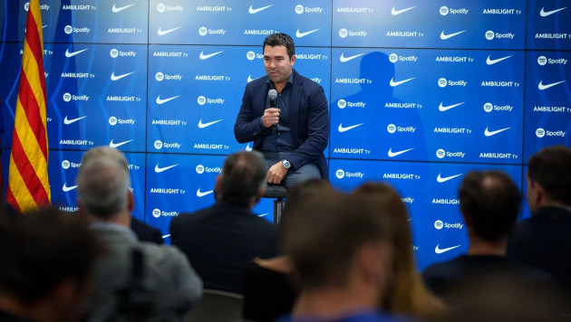 Деку. Фото: ФК "Барселона"©