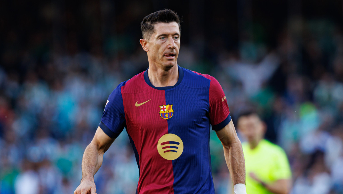 "Барселона" приняла радикальное решение по Левандовски