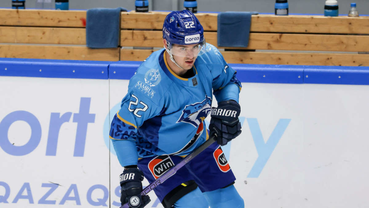 "Барыс" объявил о подписании нападающего сборной Казахстана