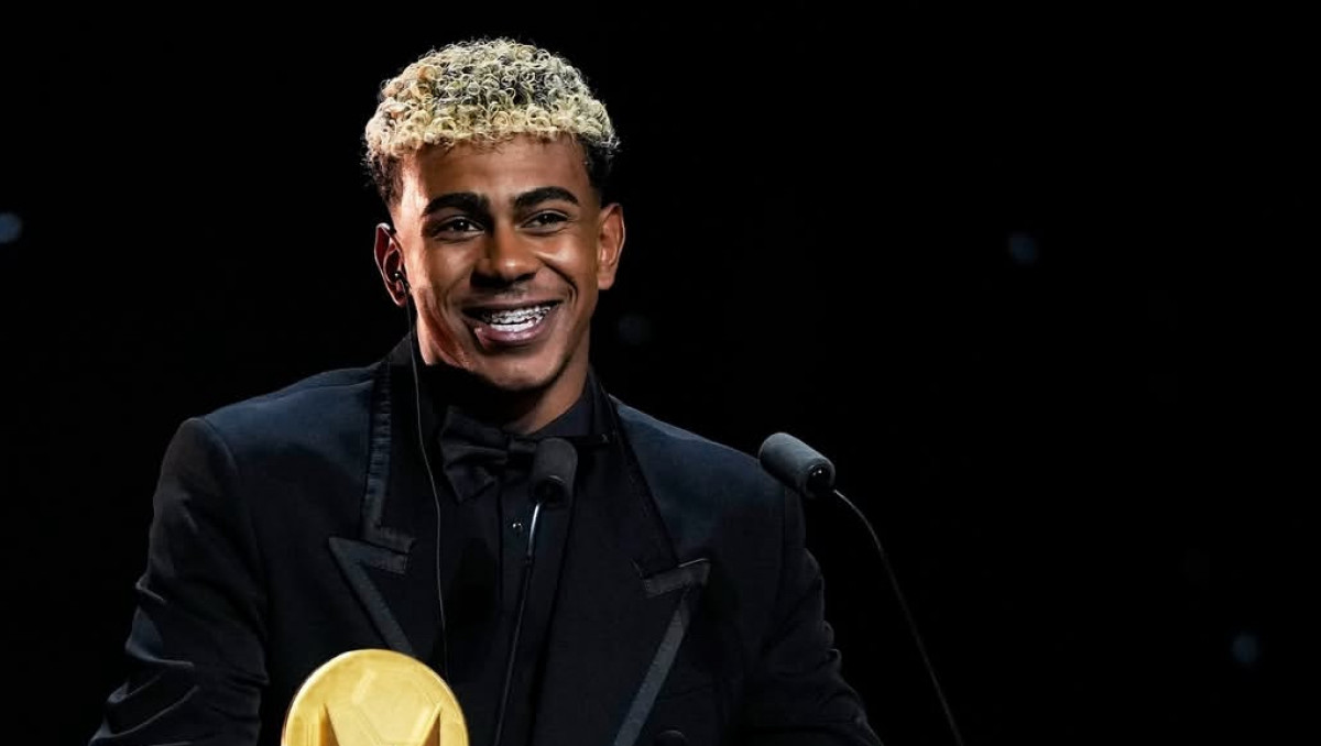 "Бавария" встретилась с семьёй Ямаля для оформления трансфера из "Барселоны"