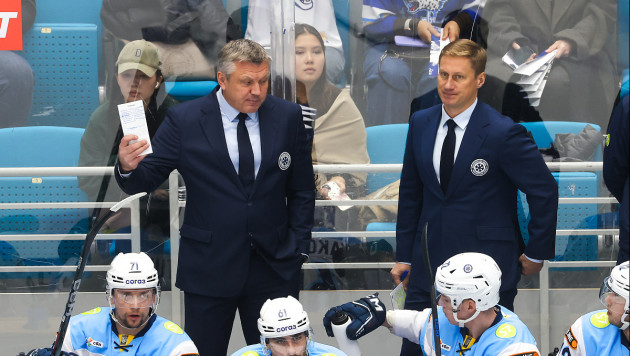 Вячеслав Буцаев (слева). Фото: ©ХК "Барыс"