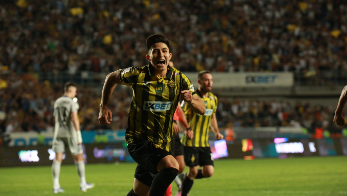 Дастан Сатпаев попал в список главных молодых талантов мирового футбола