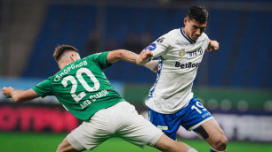 Максим Самородов (слева) и Бахтиёр Зайнутдинов. ©ФК "Динамо"