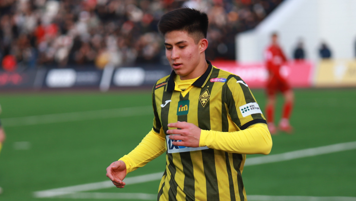 Капитан "Челси" сравнялся с Дастаном Сатпаевым: подробности