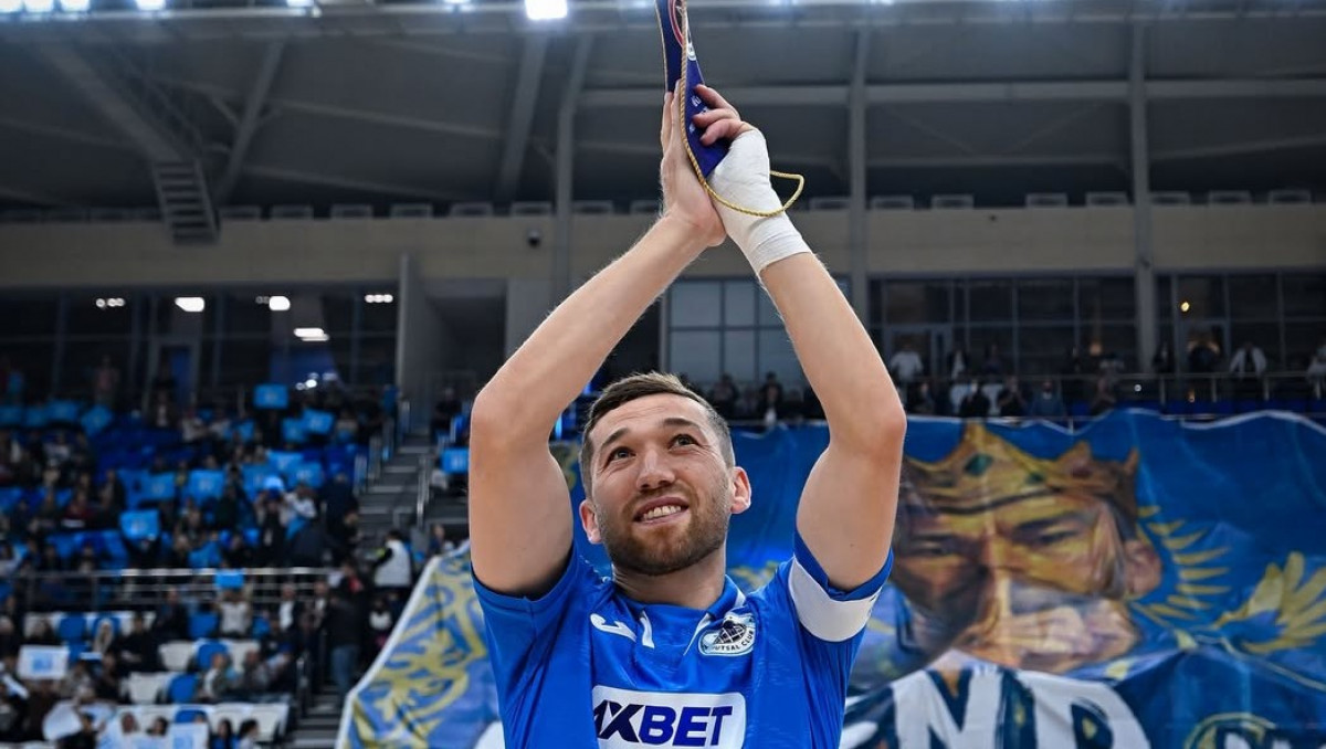 Слезы после Италии, новые бразильцы и заруба с "Кайратом". Большое интервью легенды сборной Казахстана по футзалу