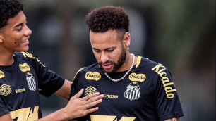 Неймар (справа). ©ФК "Сантос"