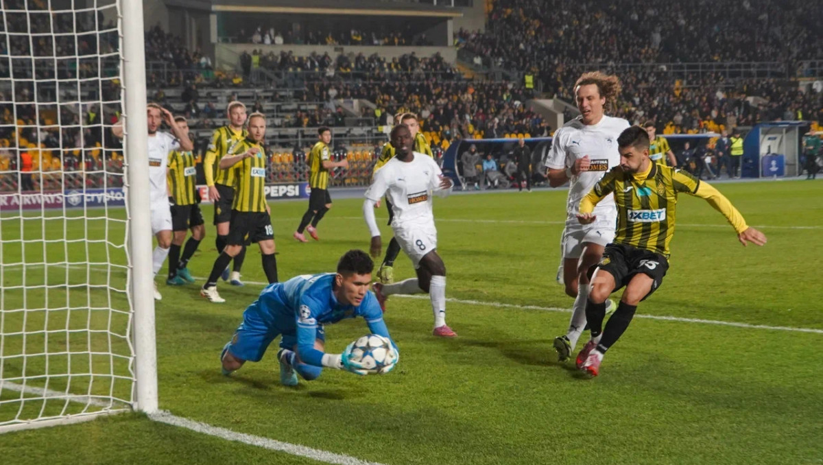 УЕФА принял решение по игроку "Кайрата" после матча Лиги чемпионов