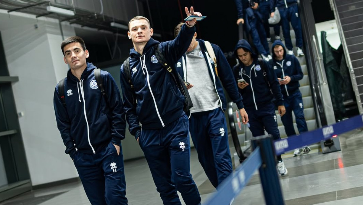 Появились новые детали трансфера лидера сборной Казахстана в британский клуб