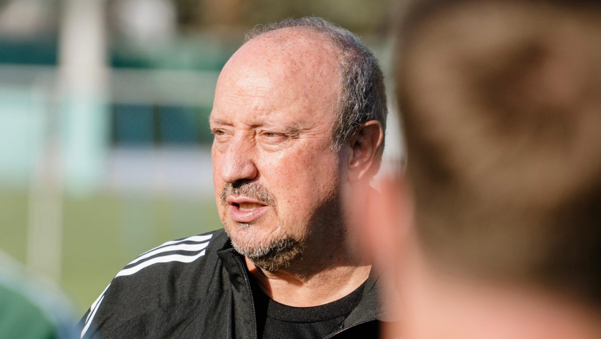 Легендарный тренер возглавил новый клуб