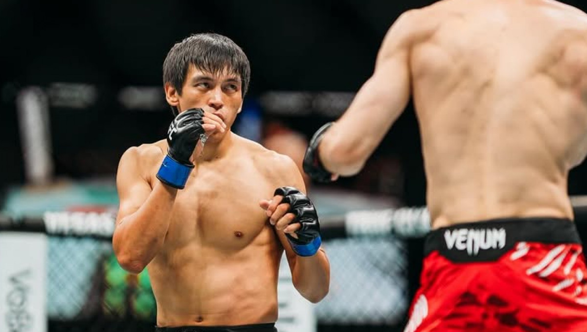 Два титульных поединка и бой казахстанца на UFC 321: прямая трансляция и кард турнира