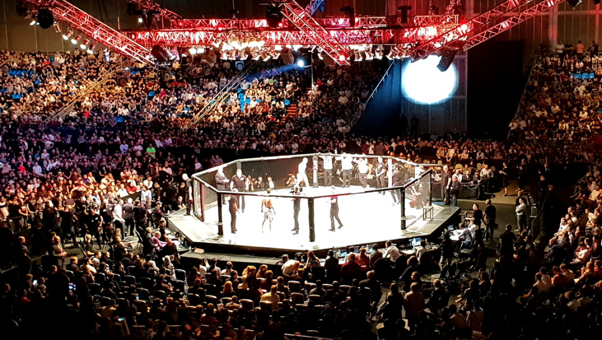 Судьи решили исход поединка экс-соперника Рахмонова и бойца Хабиба в UFC