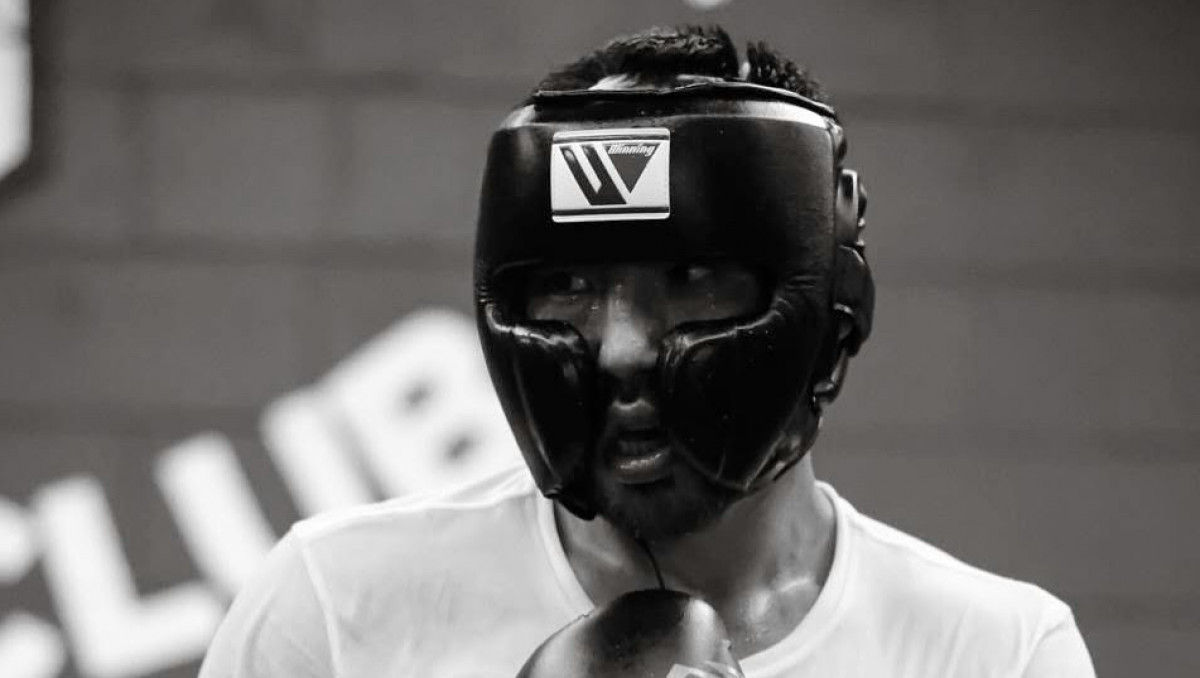 Бывшие чемпионы мира выбрали фаворита в бою Алимханулы - Лара