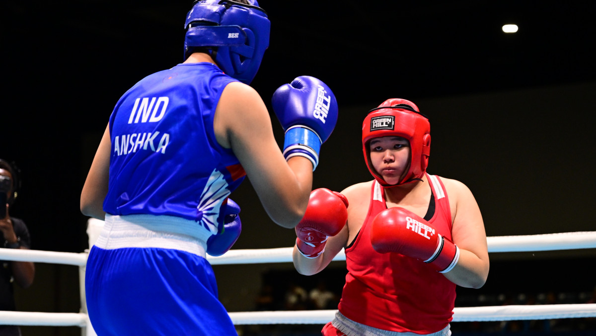 В битве Казахстан - Индия решилась судьба золота Азиады в боксе