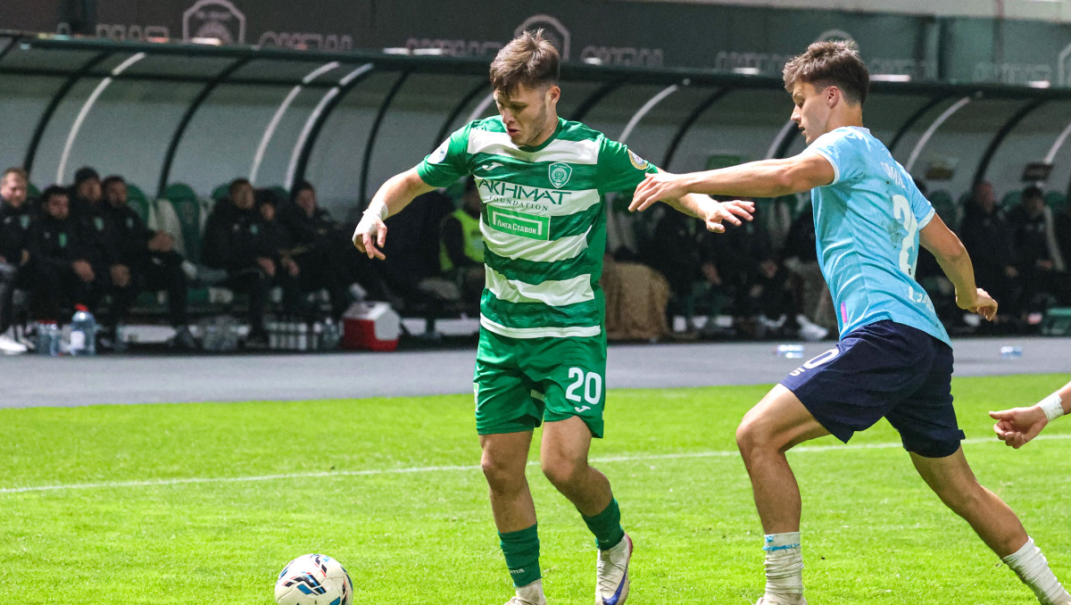 Самородов поучаствовал в скандальном матче РПЛ с удалением