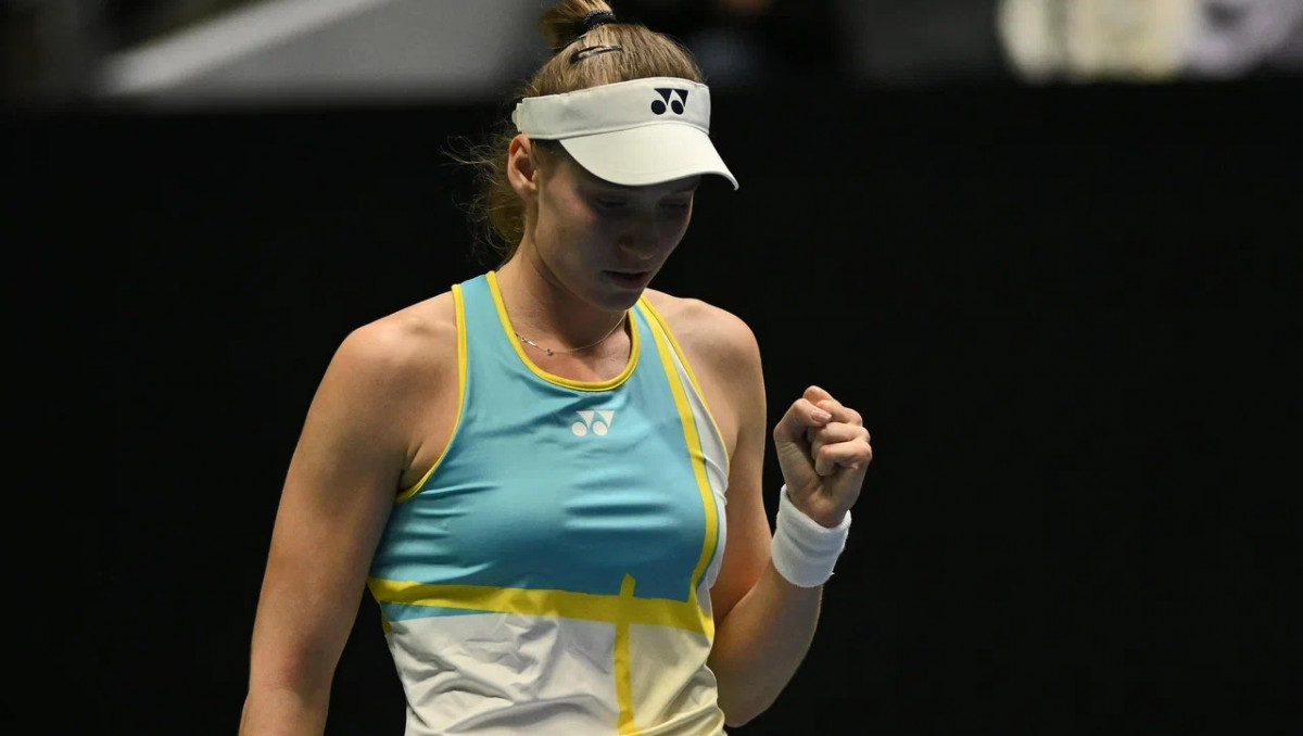 Названа победительница матча Швёнтек - Рыбакина на Итоговом турнире WTA