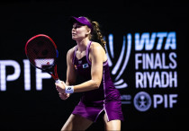 Елена Рыбакина на WTA Finals. Фото: Jimmie48©