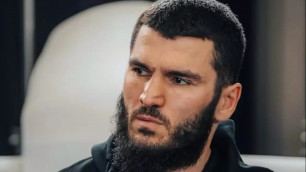 ©instagram.com/arturbeterbiev