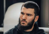 ©instagram.com/arturbeterbiev