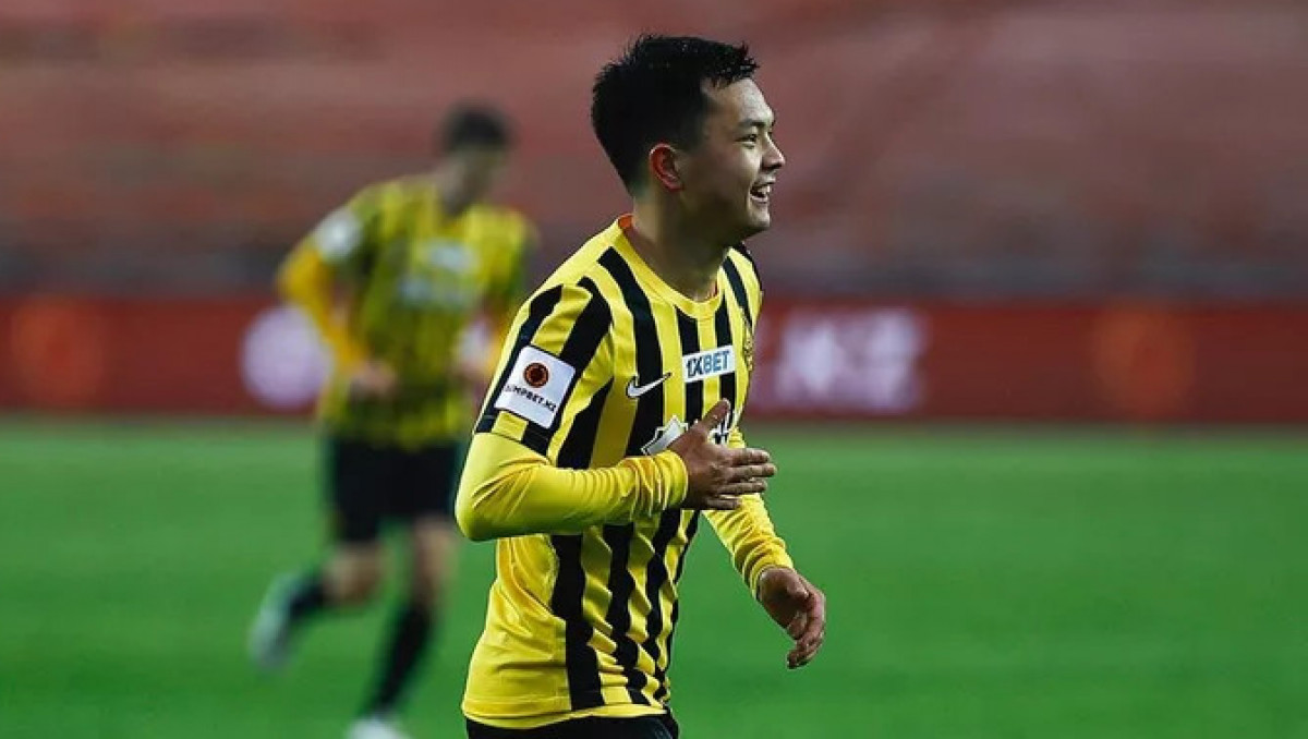 С бывшей звездой "Кайрата" расторгли контракт и "отправили" в "Актобе"