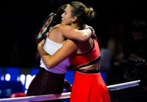 Аманда Анисимова и Арина Соболенко на WTA Finals - 2025. Фото: Jimmie48©