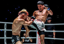 Авазбек Холмирзаев в ONE Championship. Фото: IG/pardaev__ozod©