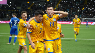 Галымжан Кенжебек и Бахтиёр Зайнутдинов в сборной Казахстана. Фото: Vesti.kz/Маржан Куандыкова©