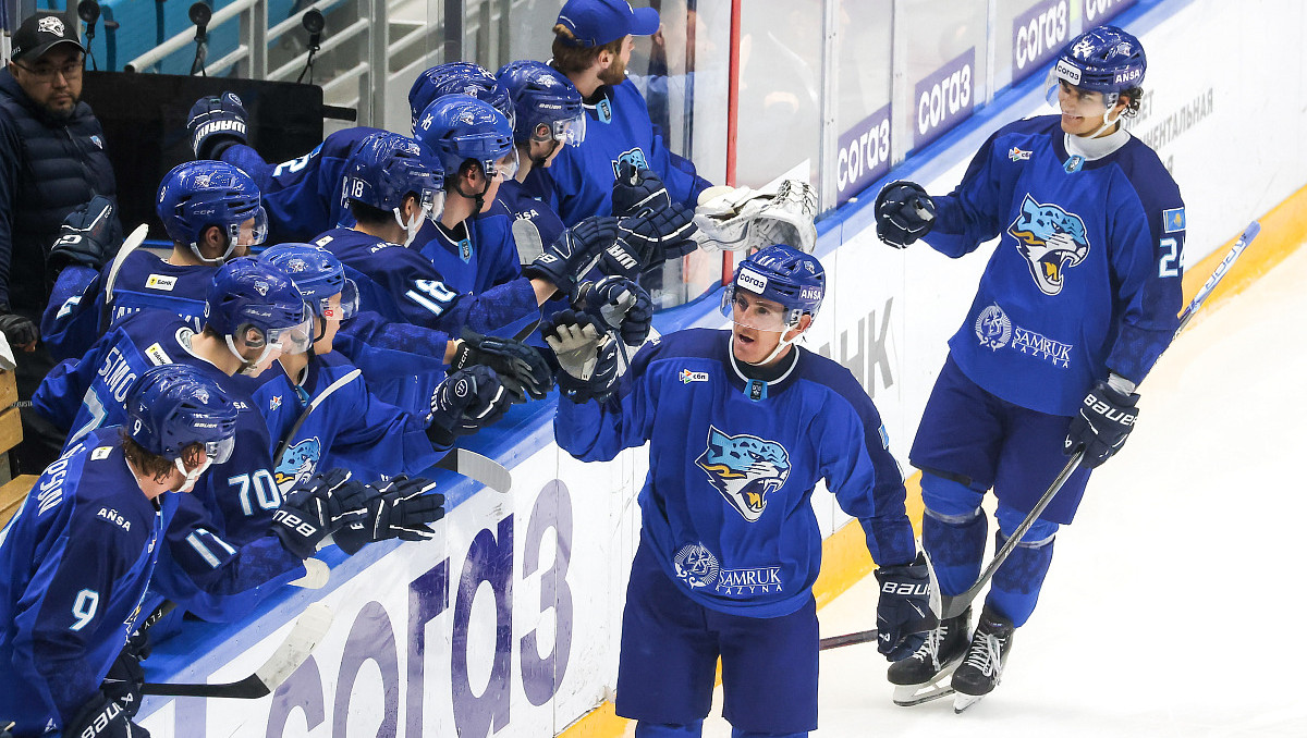 Прямая трансляция матча "Барыса" с лидером КХЛ