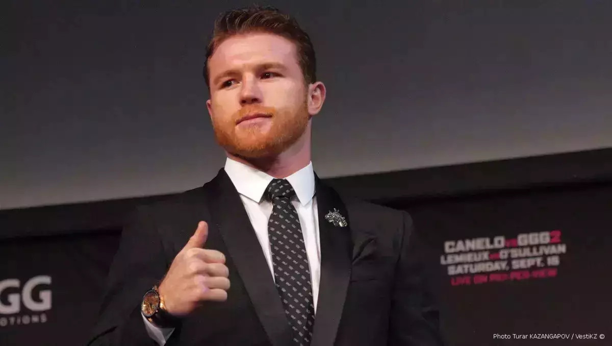 Канело четырьмя словами объяснил поражение Кроуфорду