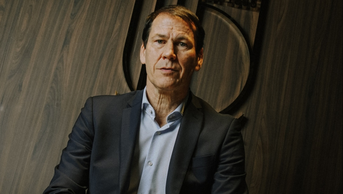 Кто заменит Куртуа в воротах? Тренер Бельгии дал ответ и выделил казахстанского нападающего