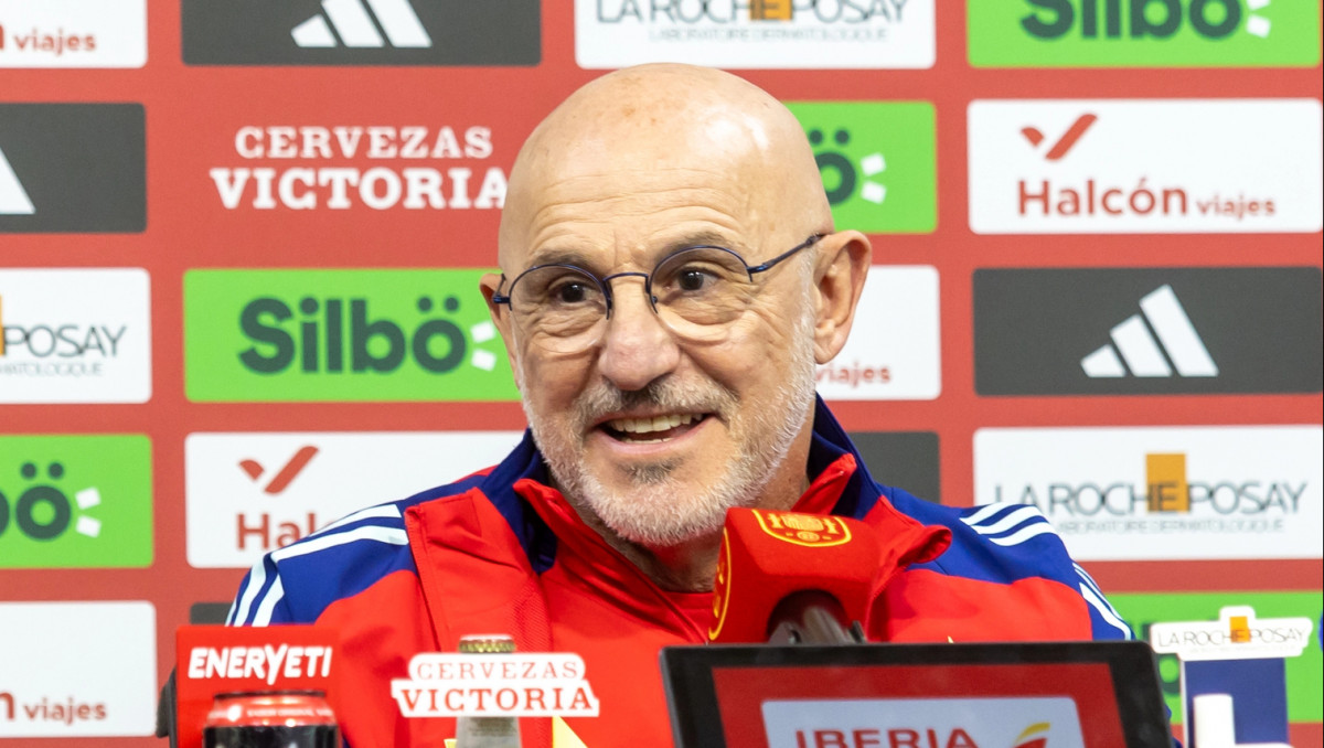 Тренер сборной Испании дал сигнал игроку "Барселоны" сменить клуб