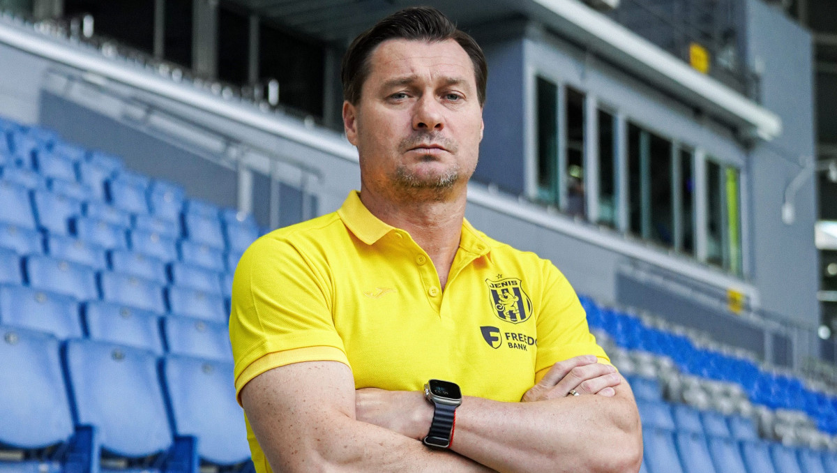 Как изменилась сборная Казахстана, почему "Кайрат" так силен и кто уедет в Европу. Интервью с тренером клуба КПЛ