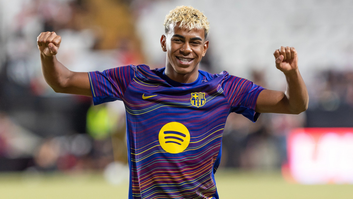 Отказавшая "Барсе" звезда рассказал о жизни Ямаля за пределами поля