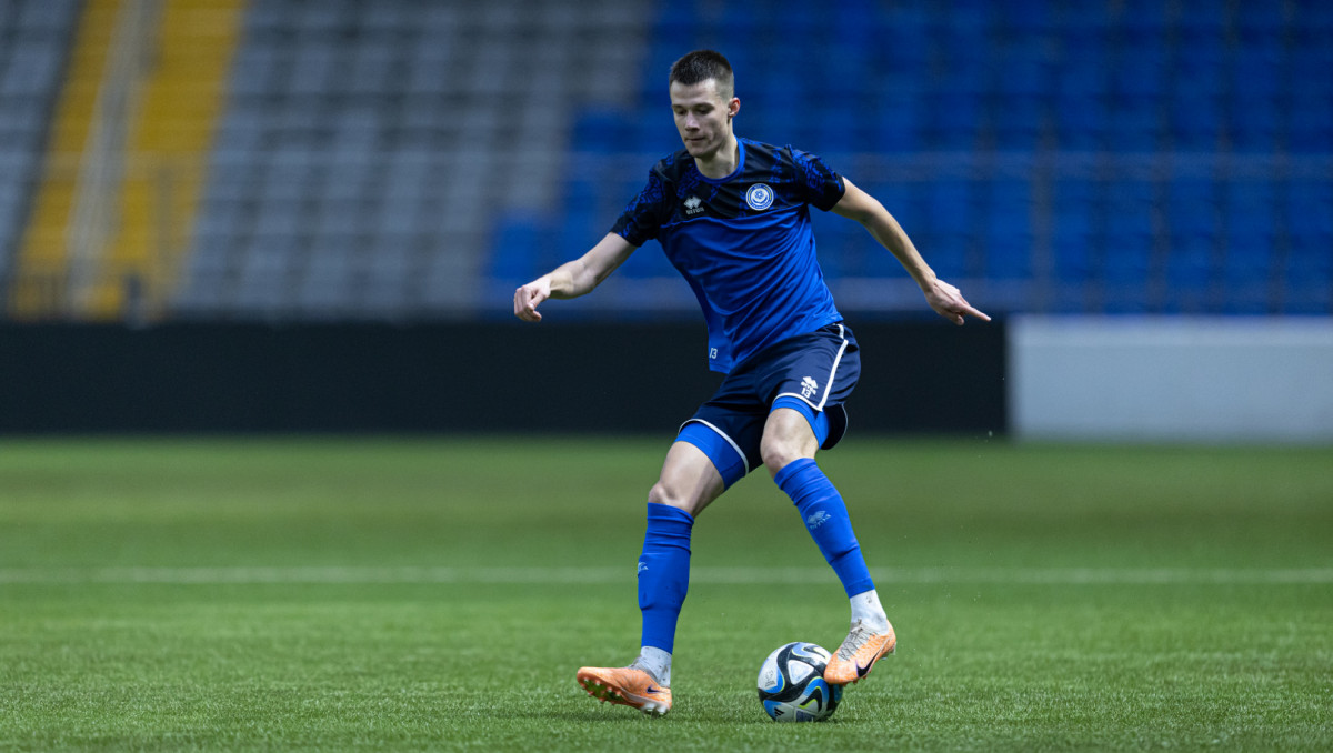 Футболист сборной Казахстана получил звонок из Европы