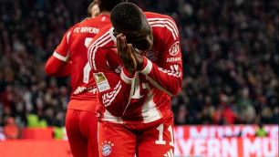 Николас Джексон празднует гол. Фото: ФК "Бавария"©