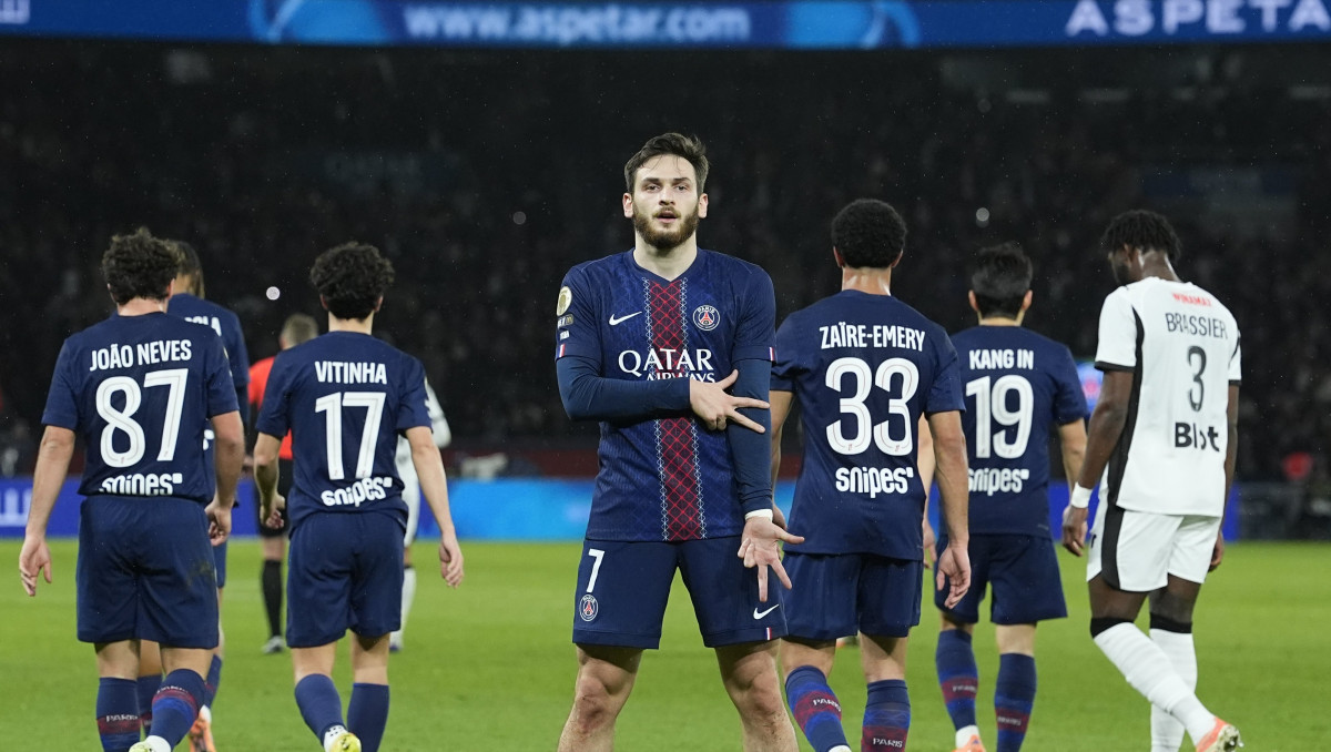 Со счётом 5:0 обернулся матч победителя Лиги чемпионов