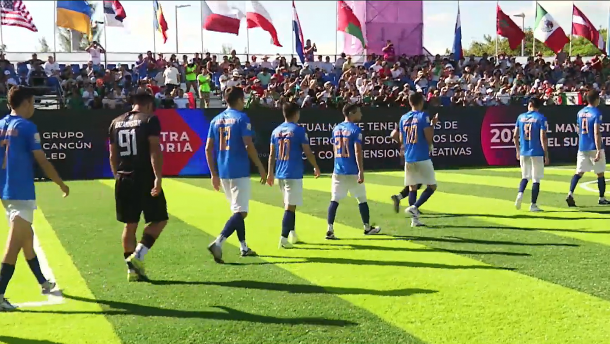 Разгромом завершился матч сборной Казахстана против Мексики за финал ЧМ