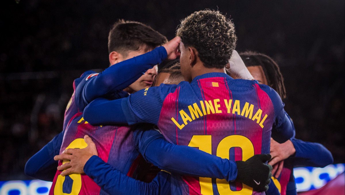 "Барселона" начала переговоры с экс-форвардом ПСЖ: ему 25 и стоит 50 миллионов