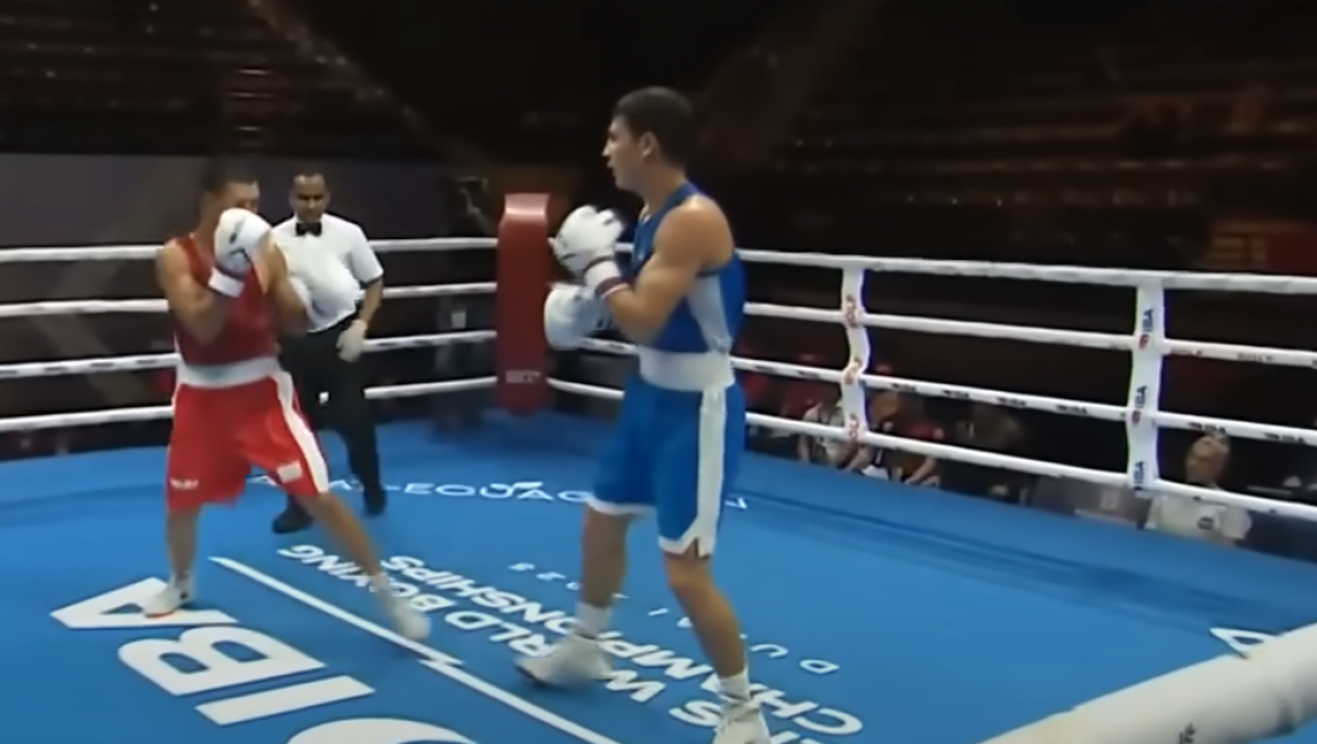 Узбекские боксёры в очном бою решили судьбу медали ЧМ с участием Казахстана