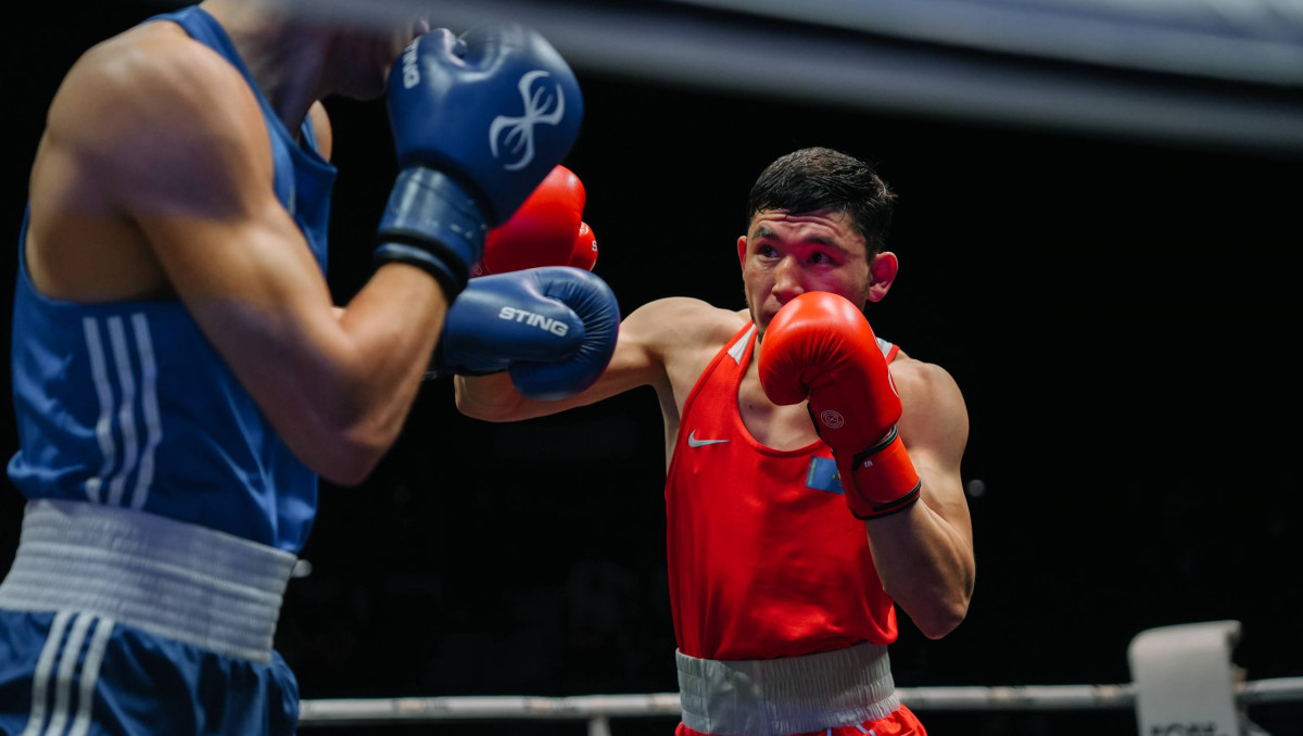 Казахстанец побил непобеждённого профи-боксёра и взял медаль ЧМ-2025