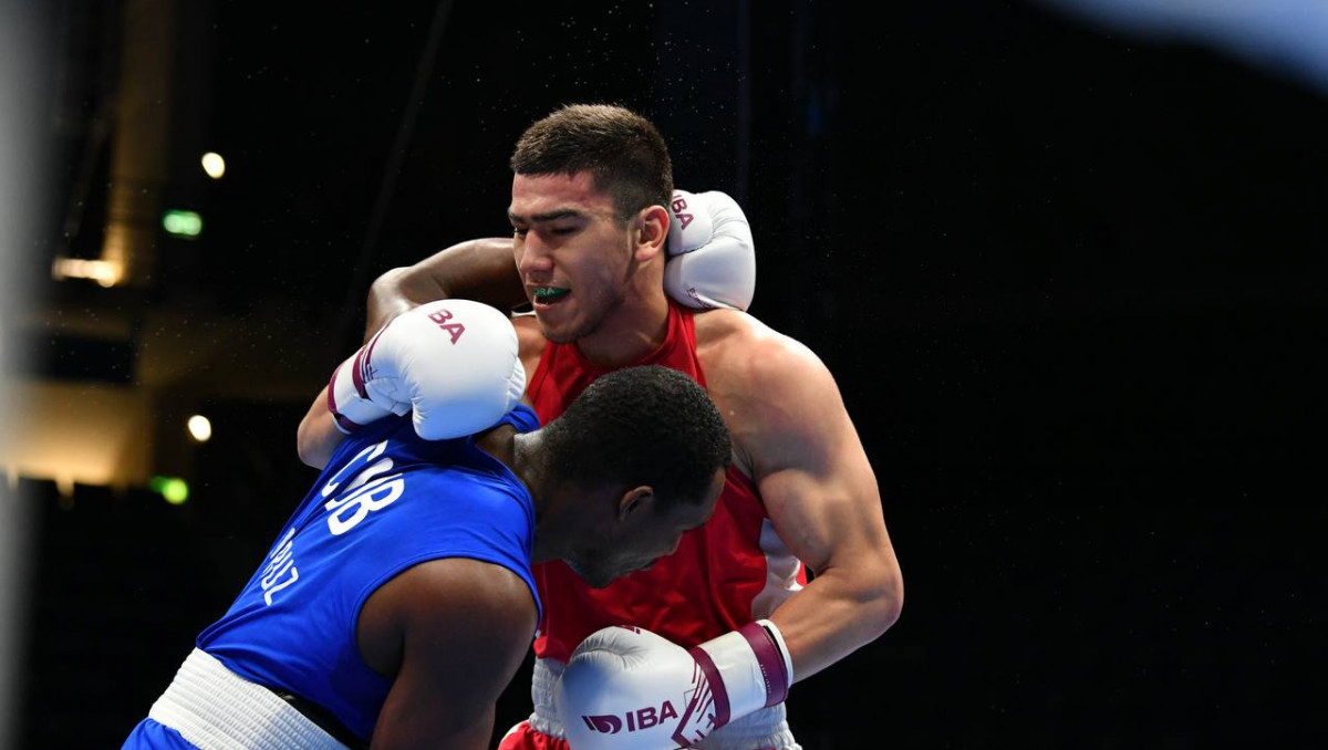 Узбекский талант побил легенду бокса и выиграл медаль ЧМ-2025 с участием Казахстана