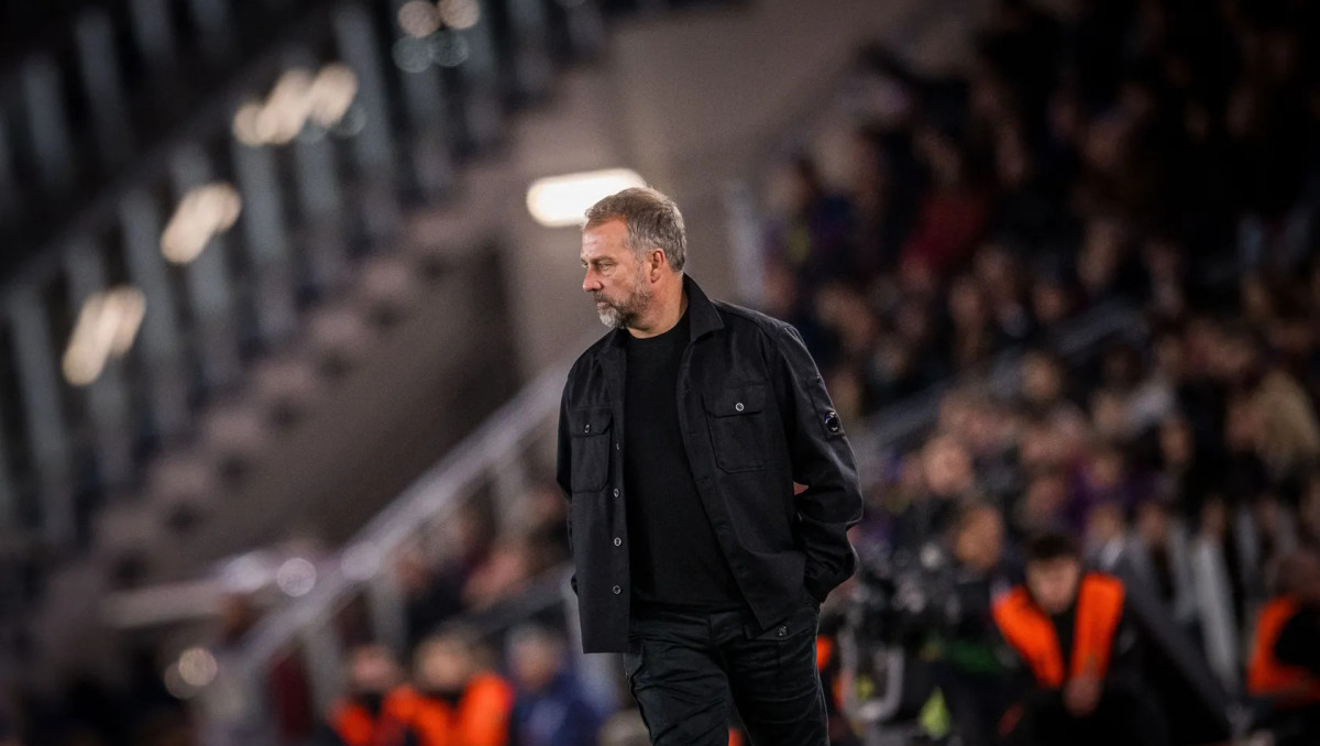 Игрок "Барселоны" возмутился решением Флика: подробности